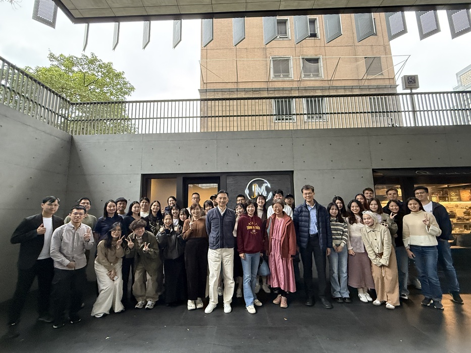 全體聚餐合照圖片